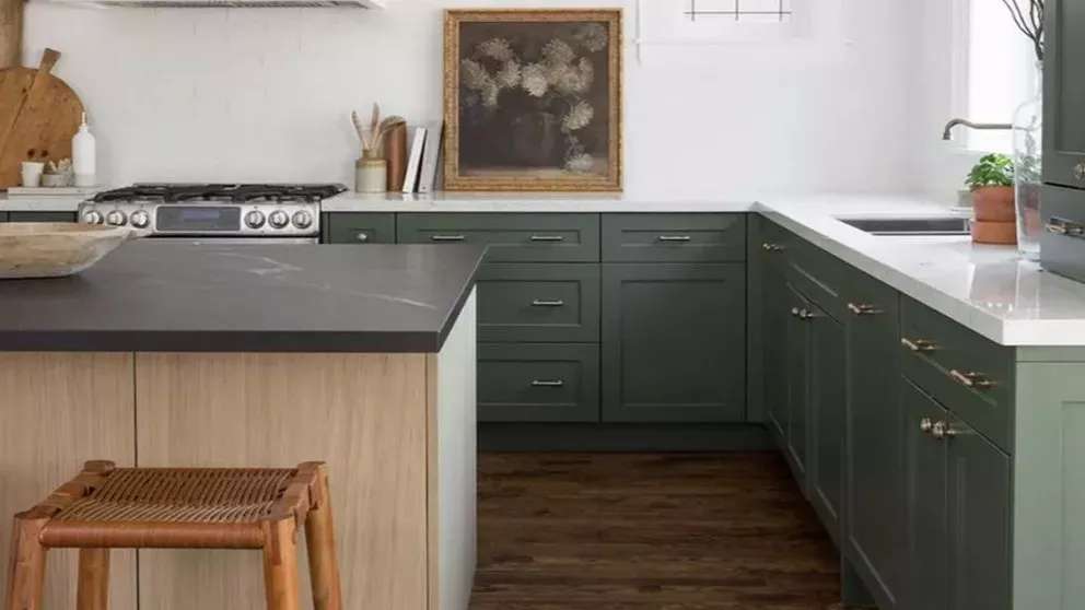 کابینت و کمد دیواری فرزین